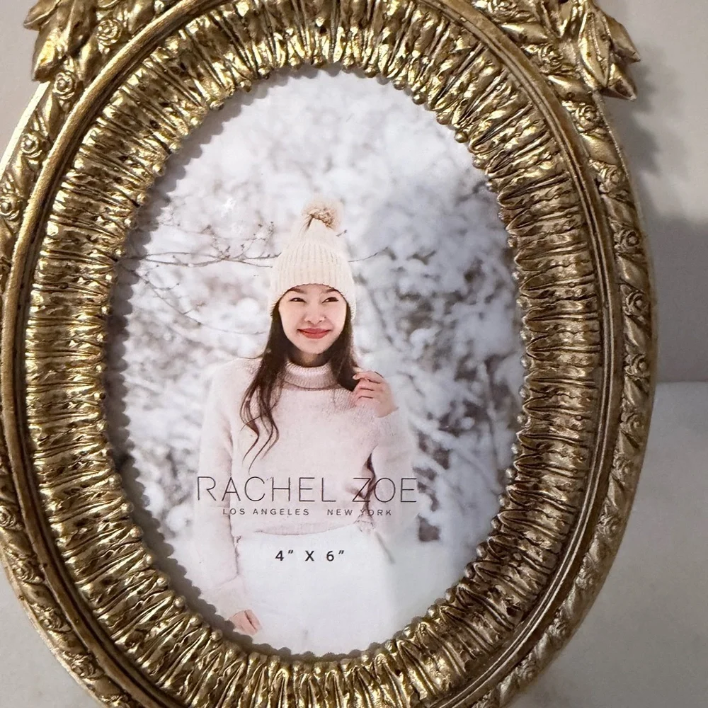 Rachel Zoe Gold Ornate Picture Frame antique style for 4x6” photo